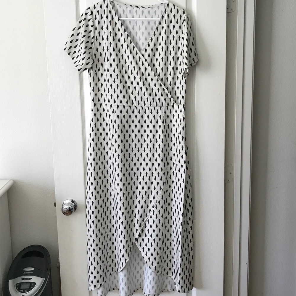 NEVER WORN, Maxi Wrap Dress